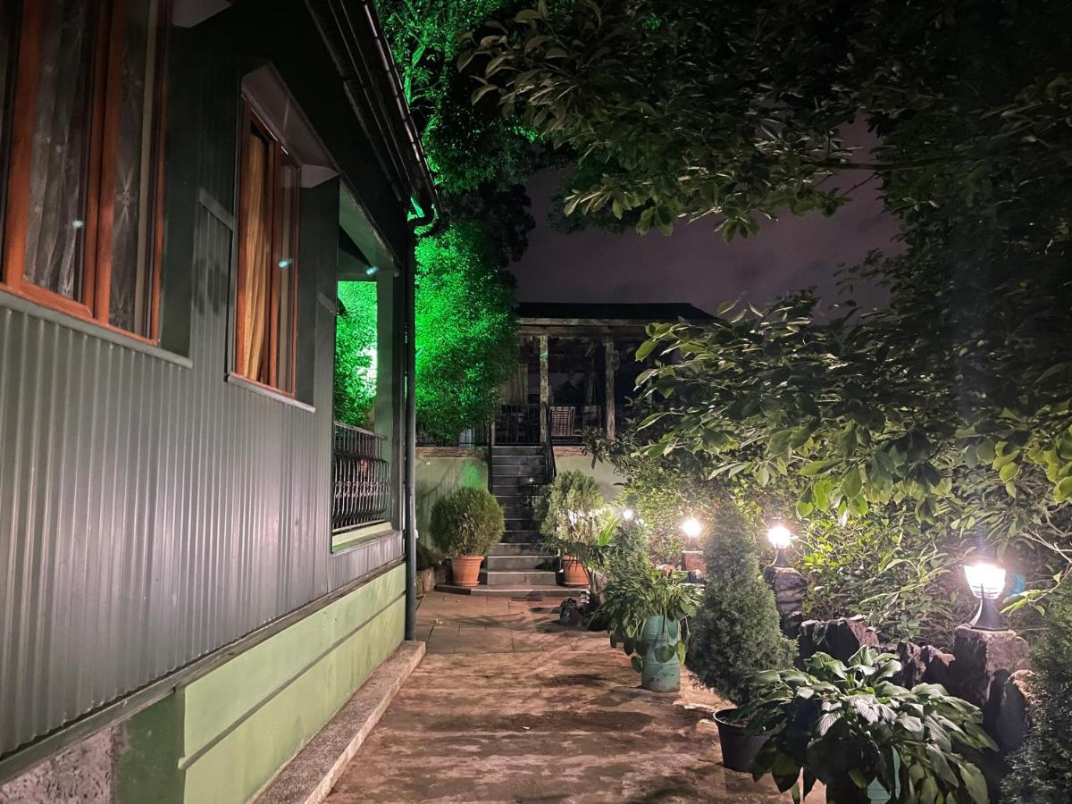 Apartment Green House Makhinjauri Bagian luar foto